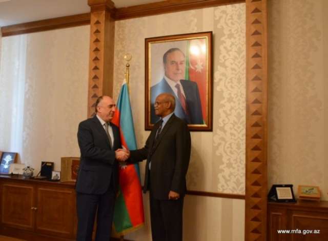 Azerbaijani FM receives outgoing Sudanese ambassador