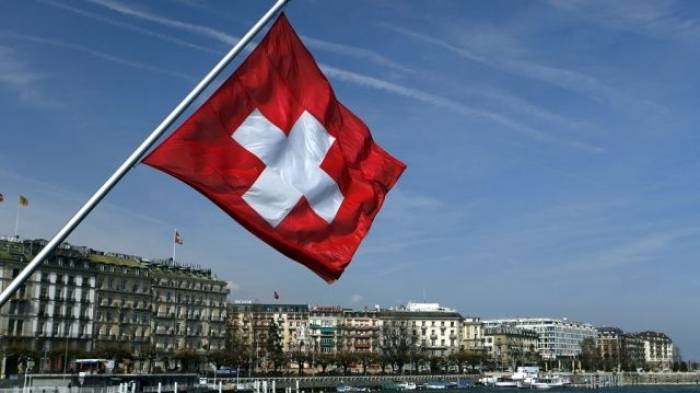 Suisse : des militants écologistes interrompent un débat parlementaire