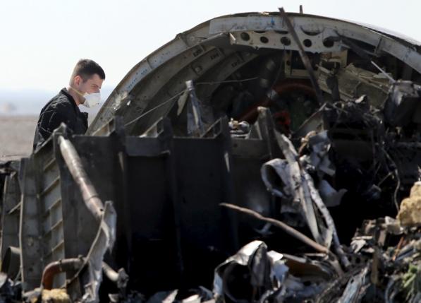 Investigators `90 percent sure` bomb downed Russian plane
