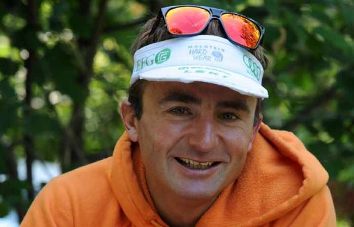 Renowned climber Ueli Steck dies near Mount Everest
