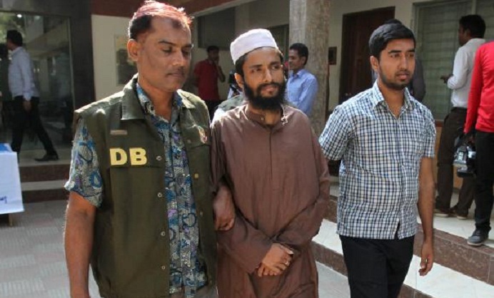 Bangladesh detains two political activists for IS propaganda