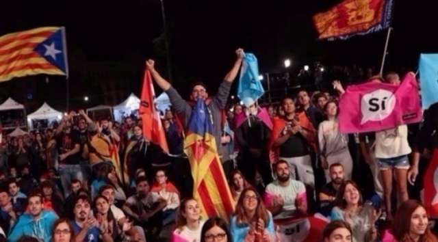 كتالونيا: 90% صوتوا لصالح الاستقلال عن إسبانيا