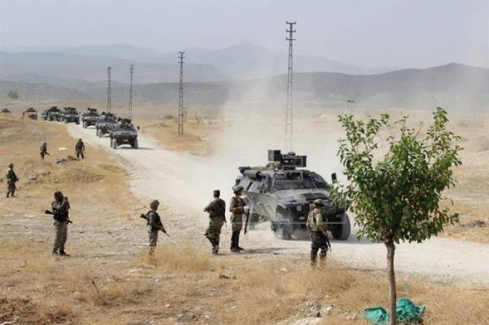 Turquía tacha de "inaceptable" que EEUU arme a la guerrilla kurda de Siria