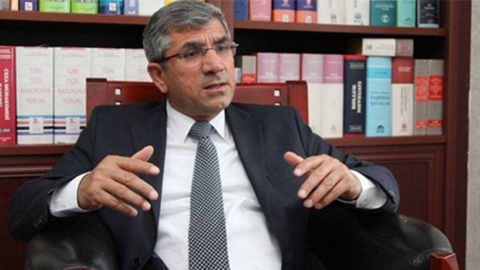 Turkish police detain bar association head for PKK comments