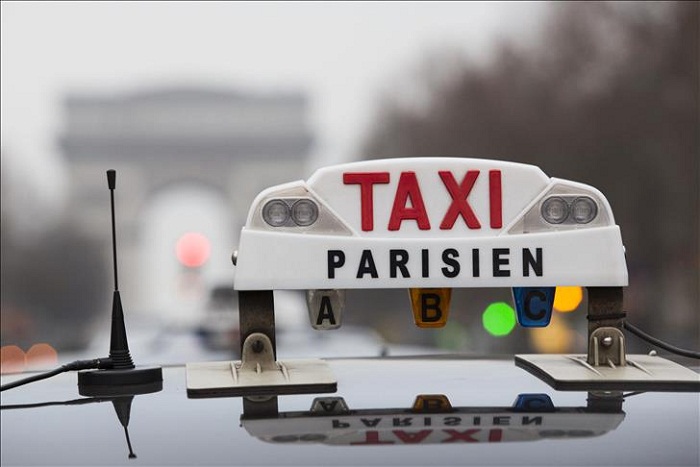 France: La guerre continue entre les VTC et les taxis