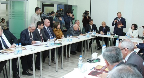 Erməni yalanlarını ifşa edən kitablar təqdim olundu- FOTOLAR