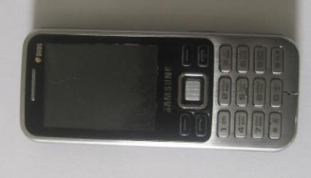 Həbsxanaya telefon keçirmək istədi, amma...