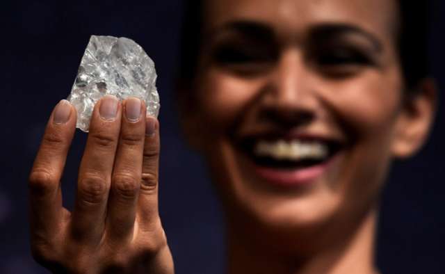 Tennis ball-sized 'diamond in the rough' too big to sell