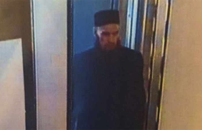 Russians hunt St. Petersburg bomb suspect caught on video