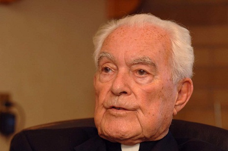 Former Notre Dame President Theodore Hesburgh Dies at 97