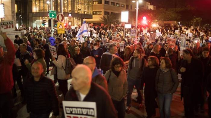Des milliers d’israéliens manifestent pour la 58ème fois contre Netanyahu