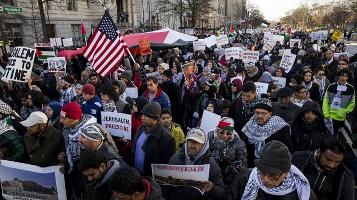 Jérusalem: Des milliers d'Indonésiens musulmans manifestent contre la décision de Trump