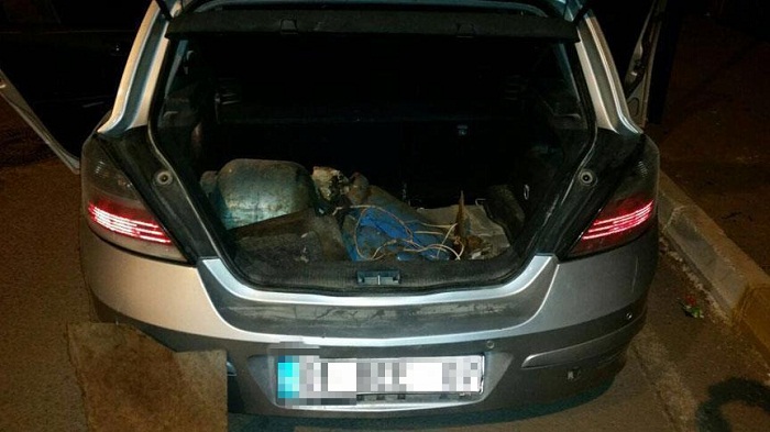 Police find car bomb in SE Turkey