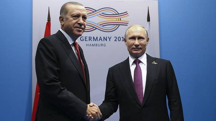 Putin Ərdoğanın fəaliyyətini yüksək qiymətləndirdi