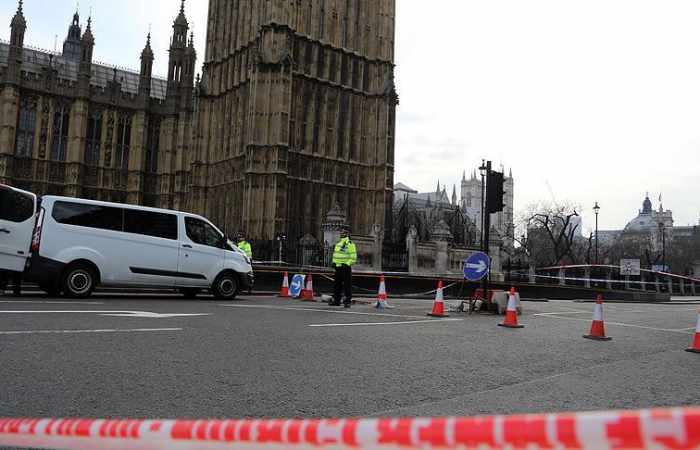 Londondakı terrora görə 9 nəfər saxlanılıb