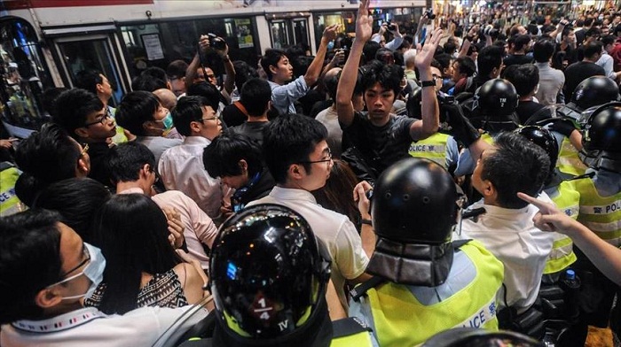 HK police officers face jail for Occupy protest beating