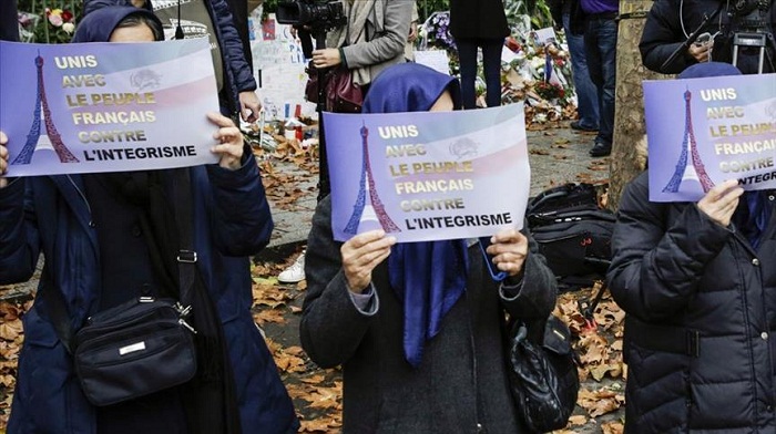 France`s Muslims fear voices of hostility