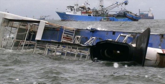 At least 3 dead, 2 missing in Indonesian ferry accident