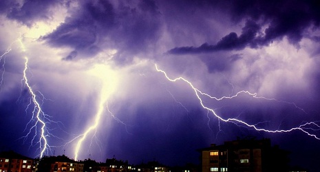 Lightning Bolt: UK Scientists