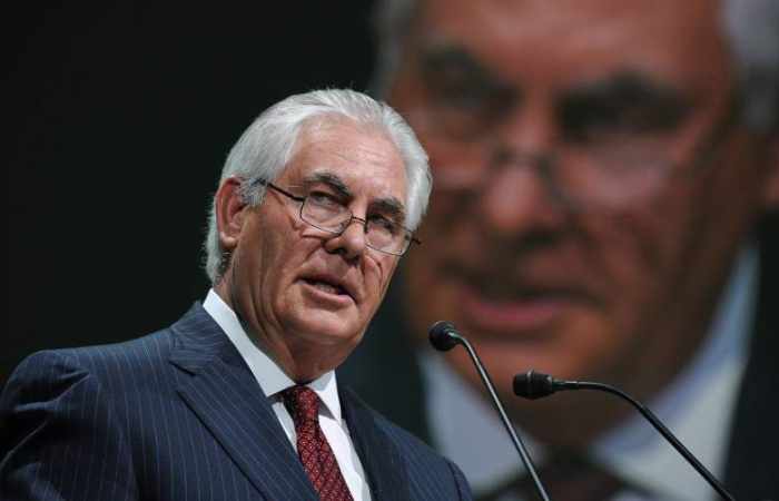 Rex Tillerson bekräftigt US-Unterstützung für Aserbaidschans Bemühungen, seine Wirtschaft zu diversifizieren