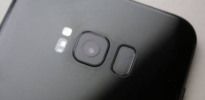 Galaxy S9: pas de capteur d'empreintes sous l'écran