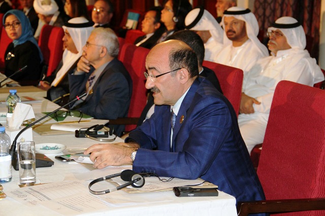 `Ermənilər Qarabağda İslam irsini dağıdır` - Nazir