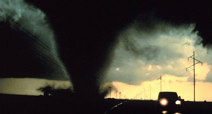 Un muerto y 25 heridos en un tornado en EEUU