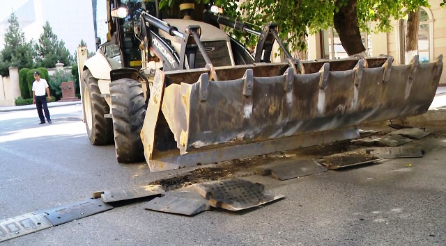 Bakıda 60 süni tramplin söküldü