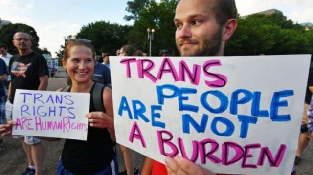 Transgender people in US military may serve for now, says Mattis