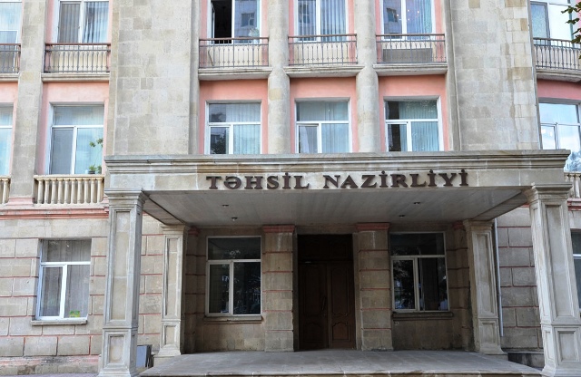 Nazirlik lisenziyaların qiymətini açıqladı - SİYAHI
