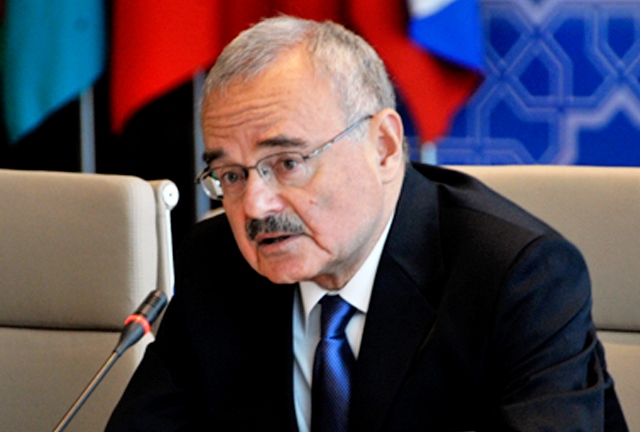 Artur Rasizadə gürcü nazirlə görüşüb