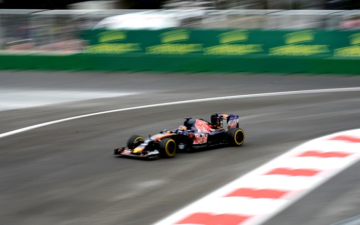 Nico Rosberg out of practice session due to car problems