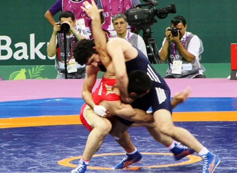 Baku 2015: Another two Azerbaijani wrestlers enter semifinals
