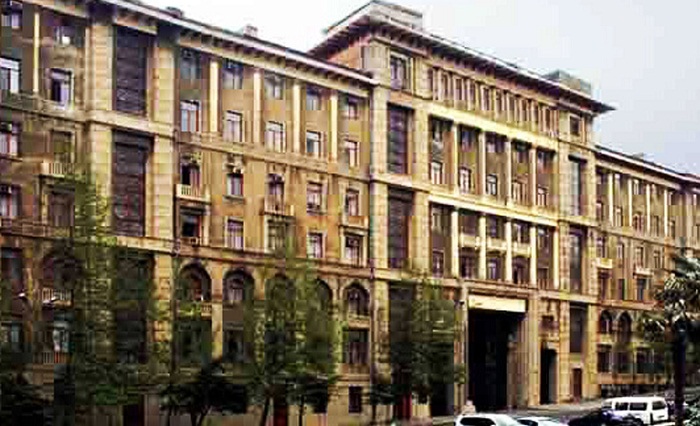 Azerbaijan imposes restrictions on import of precious metals for personal use