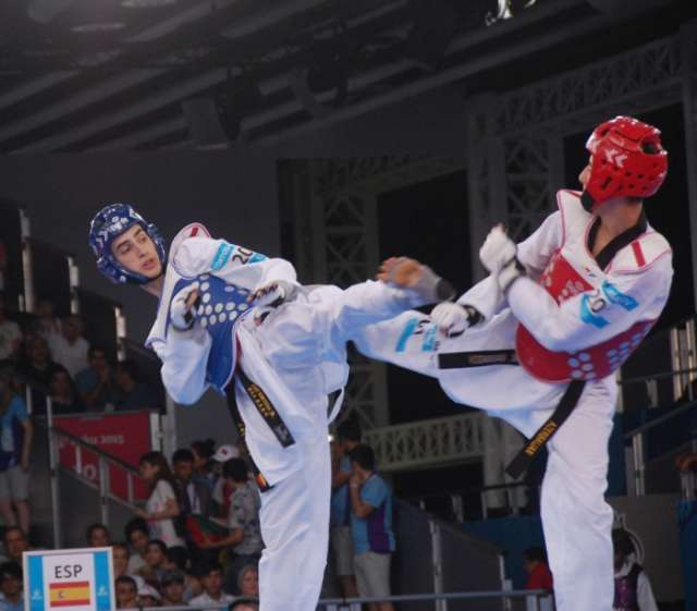 Azerbaijan’s taekwondo fighter wins silver at Baku 2017