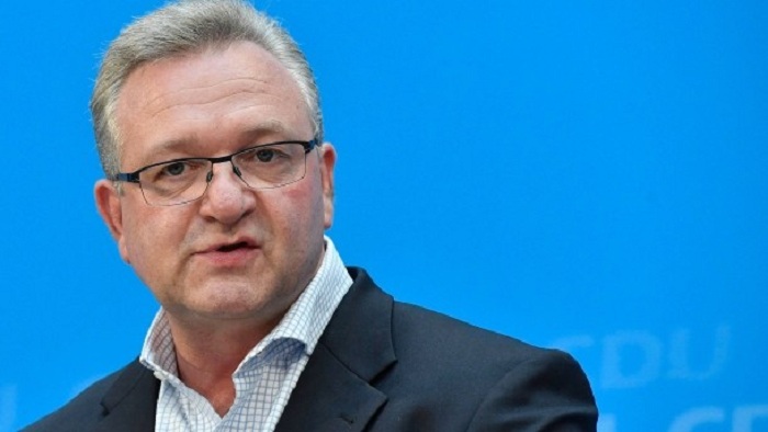 Berliner CDU-Chef Henkel gibt Parteivorsitz auf