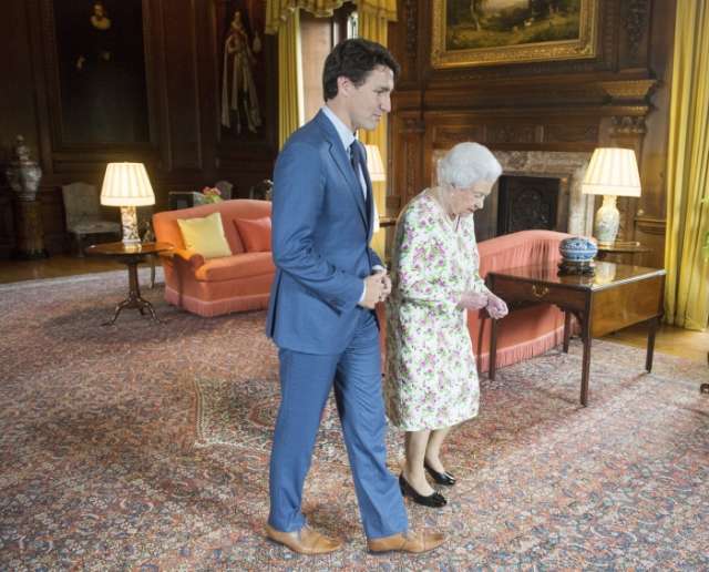 Canada’s Trudeau meets Queen Elizabeth II on Scotland visit