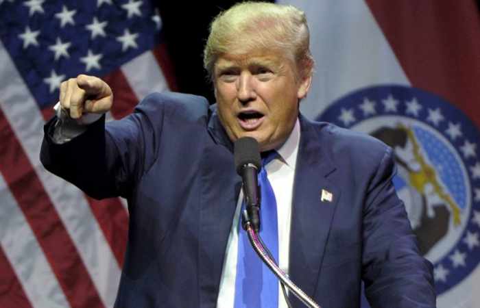 L'attentat des Champs-Elysées va «probablement aider» Le Pen, selon Trump