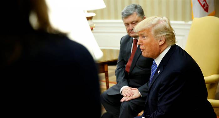 Trump dit «The Ukraine» devant Porochenko et cela vexe les Ukrainiens
