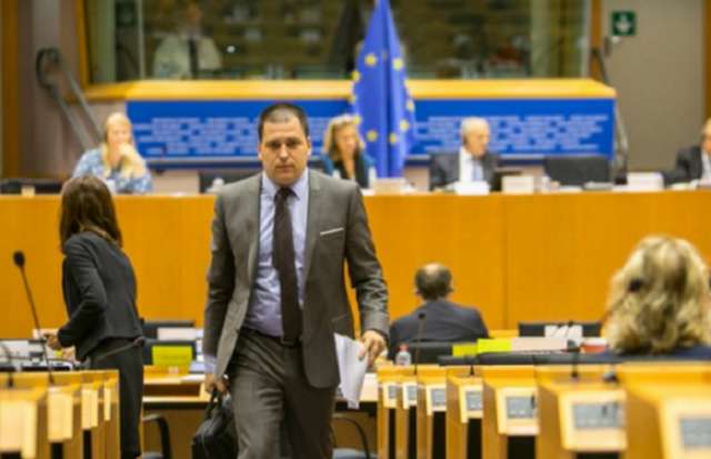 Tschechischer Politiker fordert Verbot von PKK-Propaganda im EU-Parlament