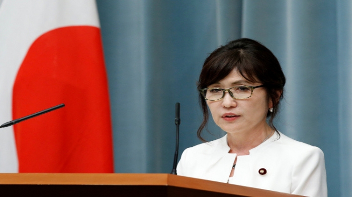 استقالة وزيرة الدفاع اليابانية بسبب إخفاء تقارير عسكرية