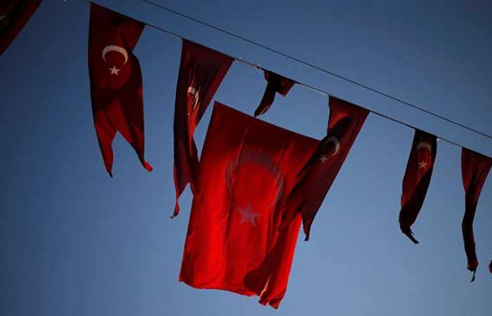 Primer ministro turco: "Tratar de corregir la voluntad popular no es democracia"