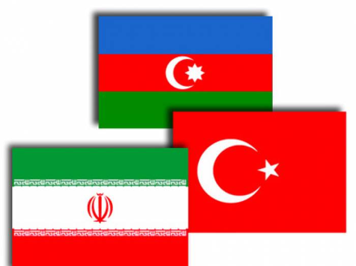 Türkische, aserbaidschanische, iranische Außenminister diskutieren regionale Probleme