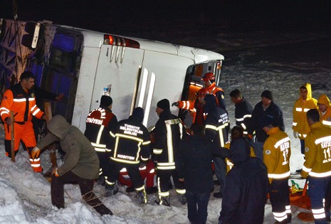 Bus overturns in Turkey leaving over 30 people injured