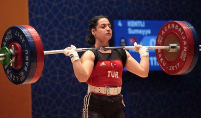 Turkish weightlifter wins gold medal - Baku 2017