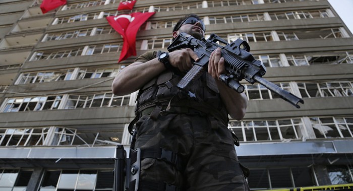 Cancillería turca despide a 88 funcionarios tras la intentona golpista