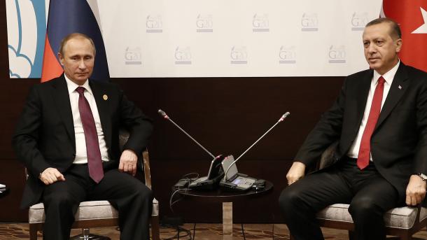 Segunda fase en el deshielo turco-ruso: Erdogan y Putin conversarán por teléfono