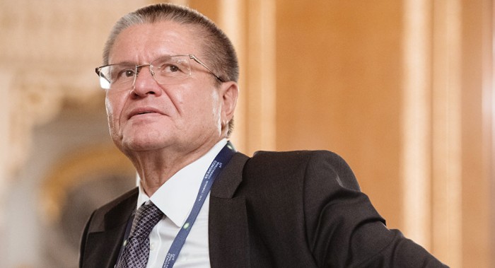 La detención de Uliukáev “tiene sus lados negativos y positivos“