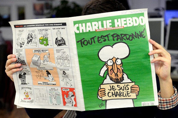 Turquie: deux journalistes ayant reproduit une caricature de Charlie Hebdo emprisonnés