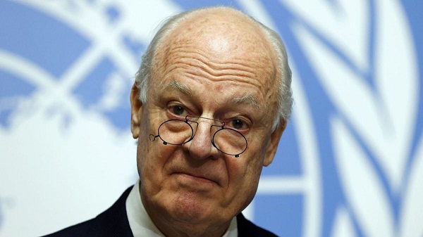 De Mistura discute à Damas de l`aide aux régions assiégées